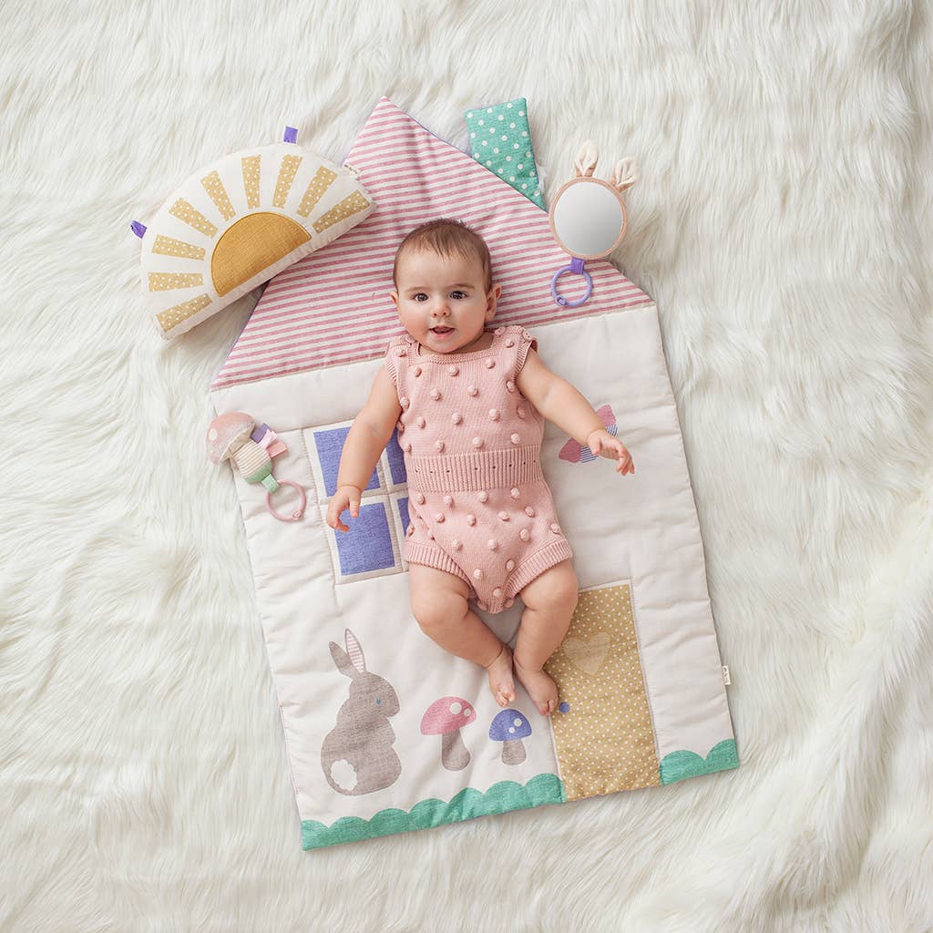 Itzy Ritzy - Bitzy Bespoke Ritzy Tummy Time™ Cottage Play Mat